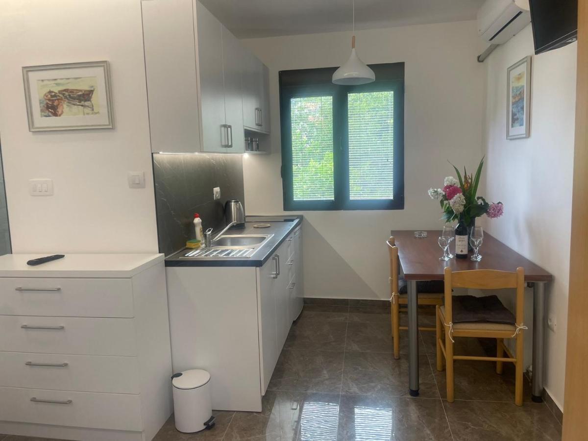 Apartman Boka 2 บุดวา ภายนอก รูปภาพ